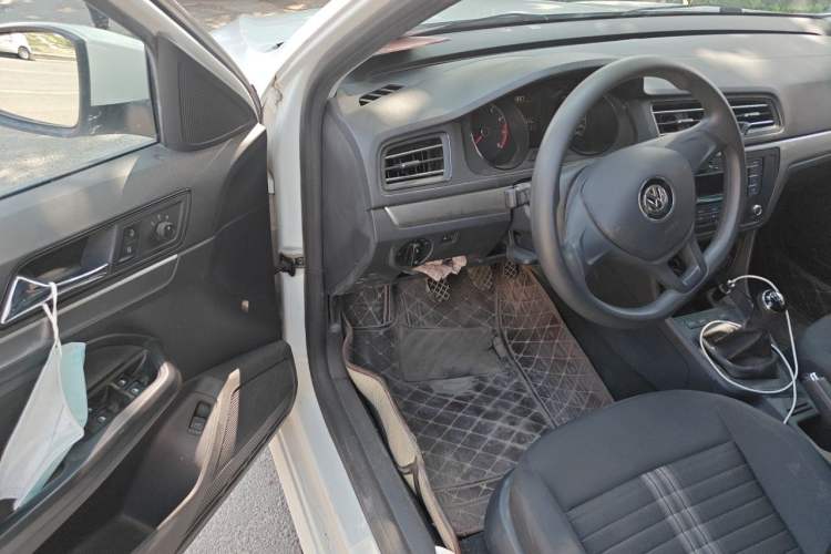 Used Volkswagen Lavida 2019 Lavida Start 1.5L Manual Fashion Edition China VI Standard Driver Seat