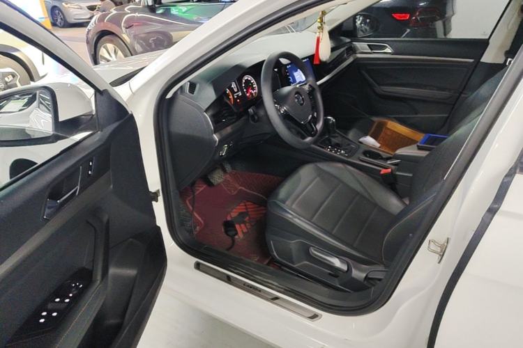 Used Volkswagen Lavida 2019 1.5L Automatic Comfort Edition China VI Standard Driver Seat