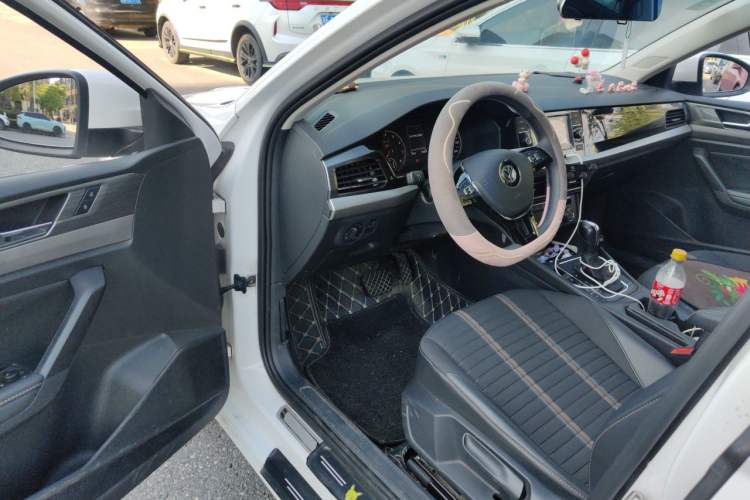 Used Volkswagen Lavida 2019 280TSI DSG Comfort Edition China VI standard Driver Seat