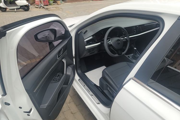 Used Volkswagen Lavida 2019 1.5L Automatic Comfort Edition China VI Standard Driver Seat