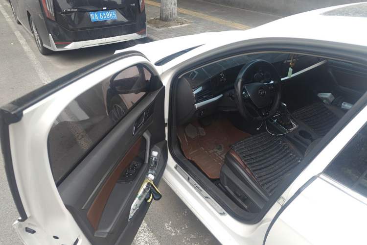 Used Volkswagen Lavida 2019 280TSI DSG Luxury Edition China VI Standard Driver Seat