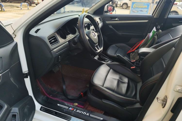 Used Volkswagen Lavida 2019 Lavida Start 1.5L Automatic Trendy Version China VI Standard Driver Seat