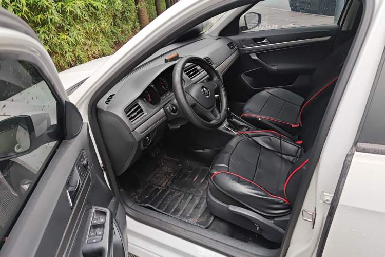 Used Volkswagen Lavida 2019 Lavida Start 1.5L Automatic Trendy Version China VI Standard Driver Seat