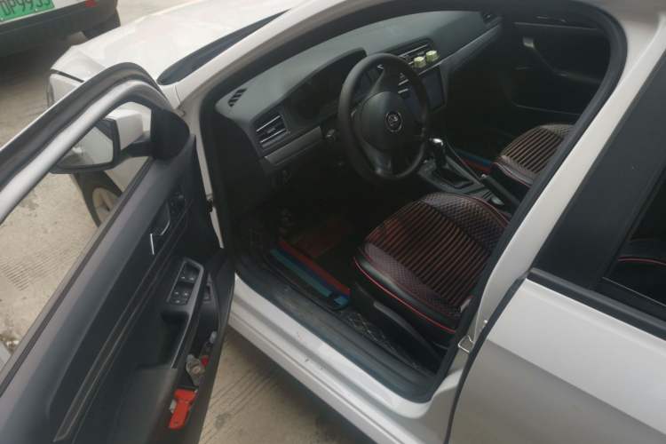 Used Volkswagen Lavida 2019 Lavida Start 1.5L Automatic Trendy Version China VI Standard Driver Seat