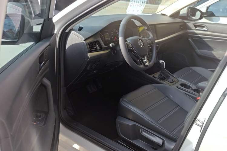 Used Volkswagen Lavida 2019 1.5L Automatic Fashion Edition China VI Driver Seat