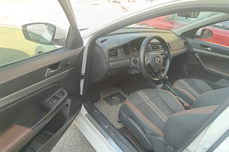 Used Volkswagen Lavida 2019 Lavida Start 1.5L Automatic Comfort Edition China VI Standard Driver Seat