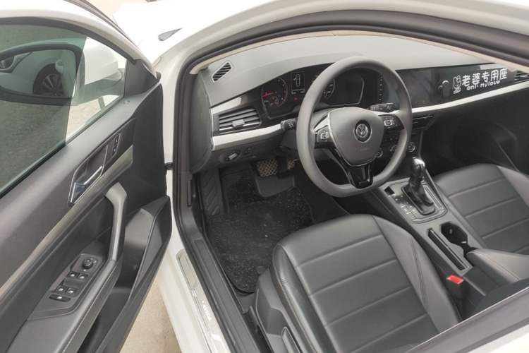 Used Volkswagen Lavida 2019 1.5L Automatic Comfort Edition China VI Standard Driver Seat