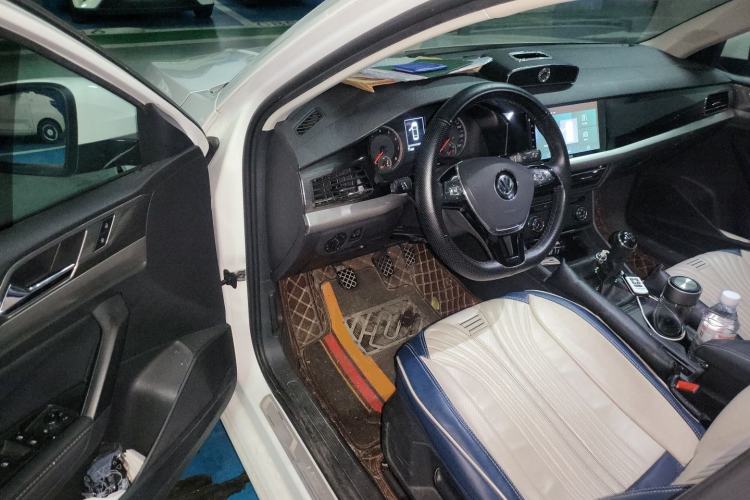 Used Volkswagen Lavida 2019 1.5L Manual Comfort Edition China VI Standard Driver Seat