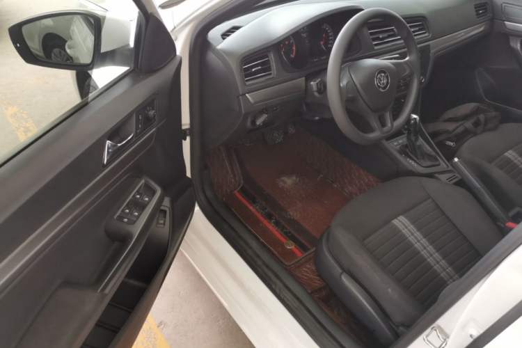 Used Volkswagen Lavida 2019 Lavida Start 1.5L Automatic Trendy Version China VI Standard Driver Seat