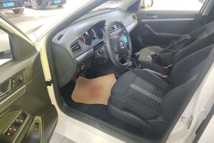 Used Volkswagen Lavida 2019 Lavida Start 1.5L Manual Fashion Edition China VI Standard Driver Seat