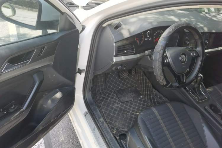 Used Volkswagen Lavida 2019 280TSI DSG Comfort Edition China VI standard Driver Seat