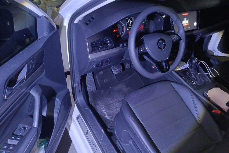 Used Volkswagen Lavida 2019 1.5L Automatic Comfort Edition China VI Standard Driver Seat