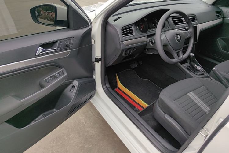 Used Volkswagen Lavida 2019 Lavida Start 1.5L Automatic Trendy Version China VI Standard Driver Seat
