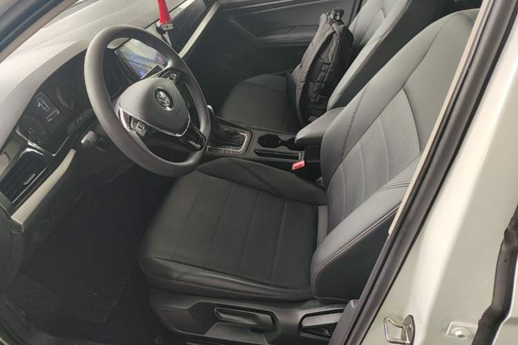 Used Volkswagen Lavida 2019 1.5L Automatic Comfort Edition China VI Standard Driver Seat