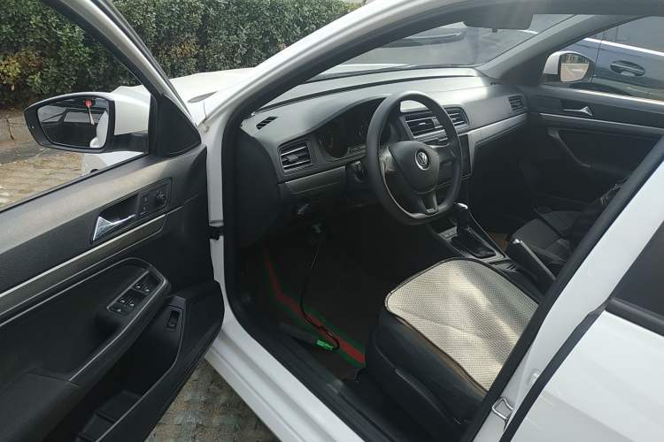 Used Volkswagen Lavida 2019 Lavida Start 1.5L Automatic Trendy Version China VI Standard Driver Seat