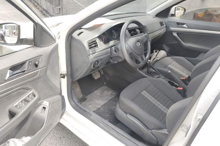 Used Volkswagen Lavida 2019 Lavida Start 1.5L Automatic Trendy Version China VI Standard Driver Seat