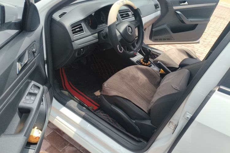 Used Volkswagen Lavida 2019 Lavida Start 1.5L Manual Fashion Edition China VI Standard Driver Seat