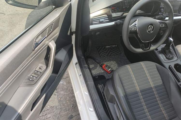Used Volkswagen Lavida 2019 1.5L Automatic Vision Edition China VI Standard Driver Seat