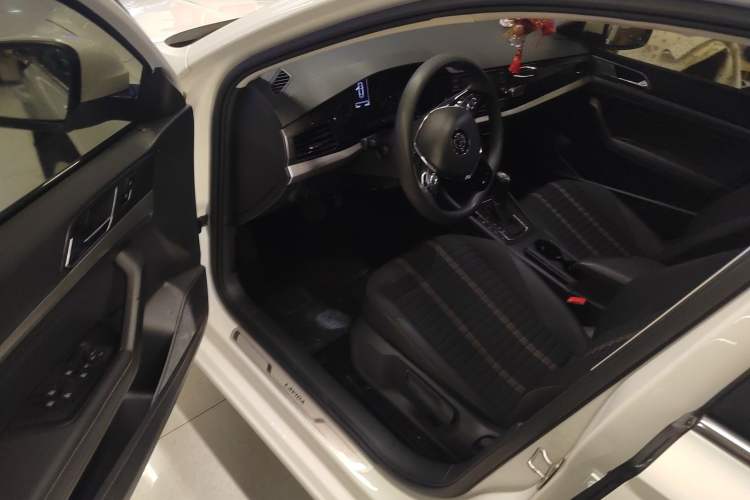 Used Volkswagen Lavida 2019 280TSI DSG Comfort Edition China VI standard Driver Seat