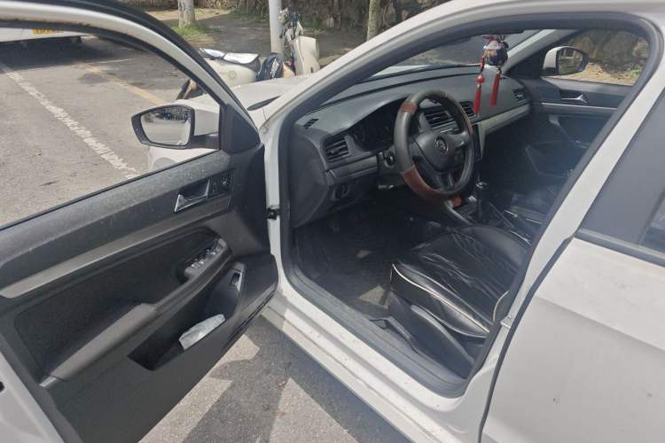 Used Volkswagen Lavida 2019 Lavida Start 1.5L Manual Fashion Edition China VI Standard Driver Seat