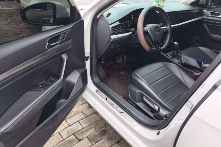 Used Volkswagen Lavida 2019 1.5L Automatic Comfort Edition China VI Standard Driver Seat