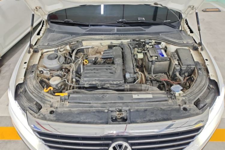 Used Volkswagen Lavida 2019 280TSI DSG Comfort Edition China VI standard Engine Bay