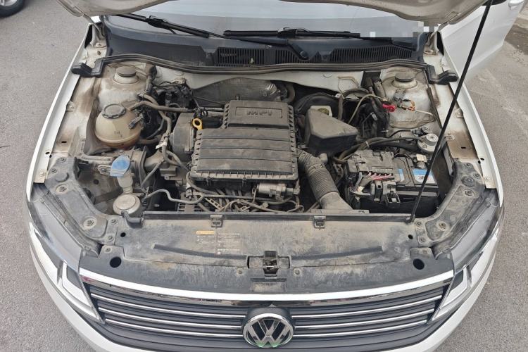 Used Volkswagen Lavida 2019 Lavida Start 1.5L Automatic Trendy Version China VI Standard Engine Bay