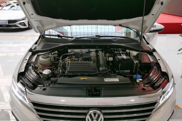 Used Volkswagen Lavida 2019 280TSI DSG Luxury Edition China VI Standard Engine Bay