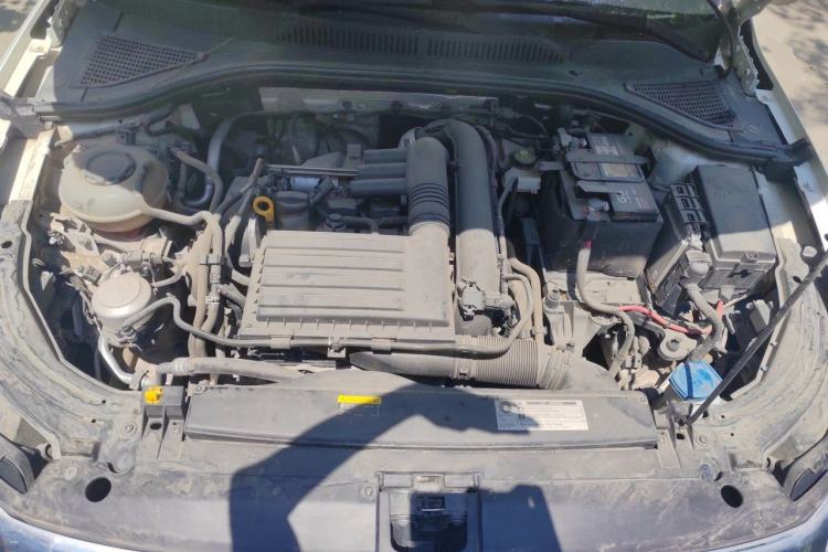 Used Volkswagen Lavida 2019 280TSI DSG Comfort Edition China VI standard Engine Bay
