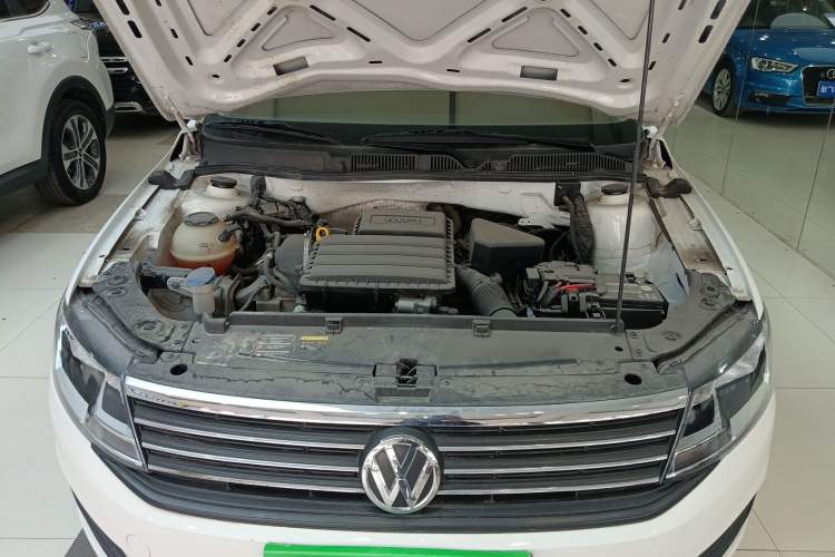 Used Volkswagen Lavida 2019 Lavida Start 1.5L Automatic Trendy Version China VI Standard Engine Bay
