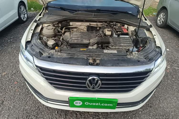 Used Volkswagen Lavida 2019 1.5L Automatic Vision Edition China VI Standard Engine Bay