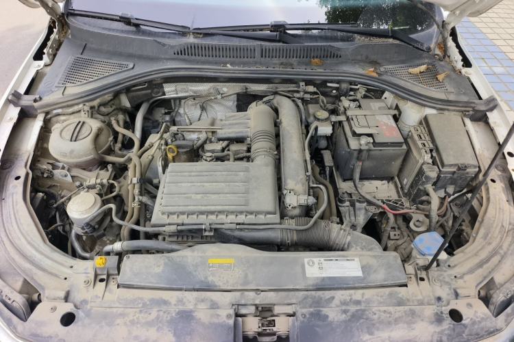 Used Volkswagen Lavida 2019 280TSI DSG Comfort Edition China VI standard Engine Bay
