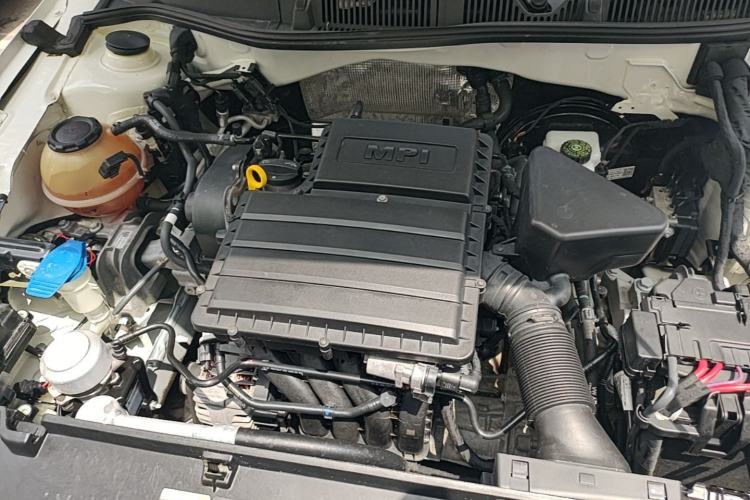 Used Volkswagen Lavida 2019 Lavida Start 1.5L Automatic Trendy Version China VI Standard Engine Bay