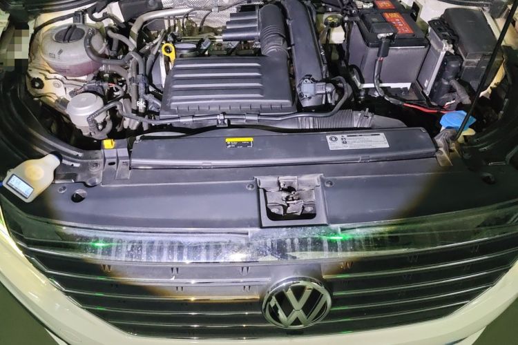 Used Volkswagen Lavida 2019 280TSI DSG Comfort Edition China VI standard Engine Bay