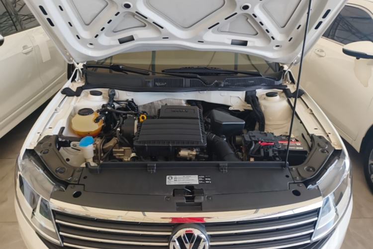 Used Volkswagen Lavida 2019 Lavida Start 1.5L Automatic Trendy Version China VI Standard Engine Bay