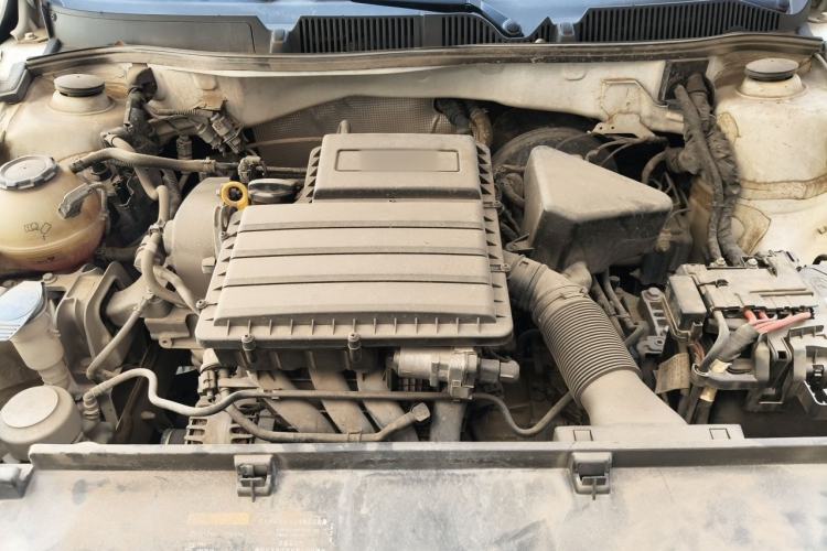 Used Volkswagen Lavida 2019 Lavida Start 1.5L Automatic Trendy Version China VI Standard Engine Bay