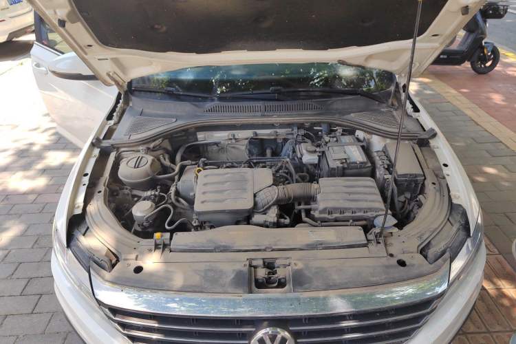 Used Volkswagen Lavida 2019 1.5L Automatic Vision Edition China VI Standard Engine Bay