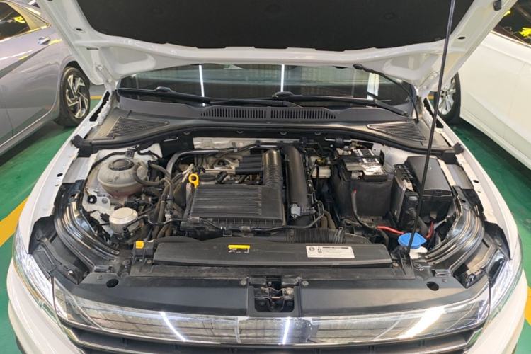 Used Volkswagen Lavida 2019 280TSI DSG Comfort Edition China VI standard Engine Bay