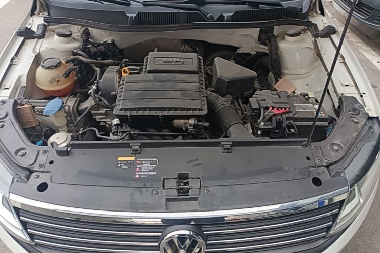 Used Volkswagen Lavida 2019 Lavida Start 1.5L Automatic Trendy Version China VI Standard Engine Bay