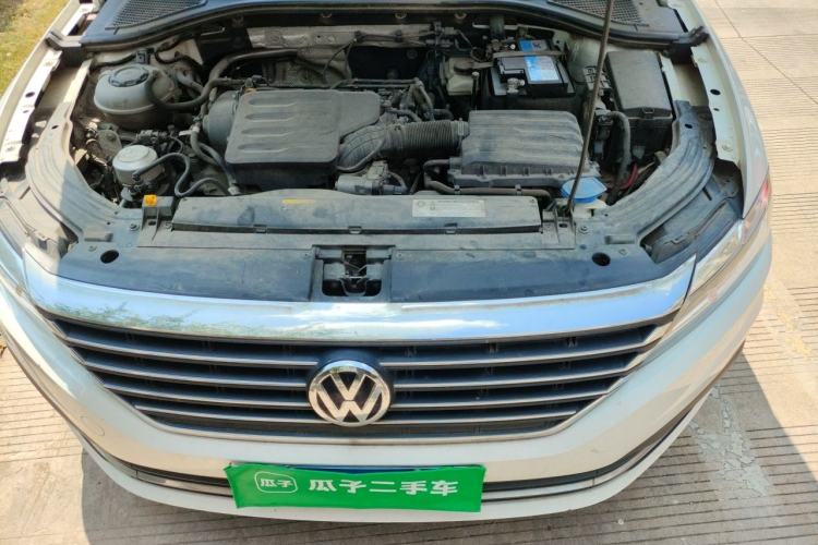 Used Volkswagen Lavida 2019 1.5L Automatic Comfort Edition China VI Standard Engine Bay