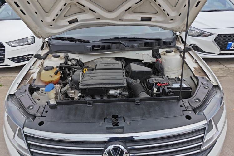 Used Volkswagen Lavida 2019 Lavida Start 1.5L Automatic Trendy Version China VI Standard Engine Bay