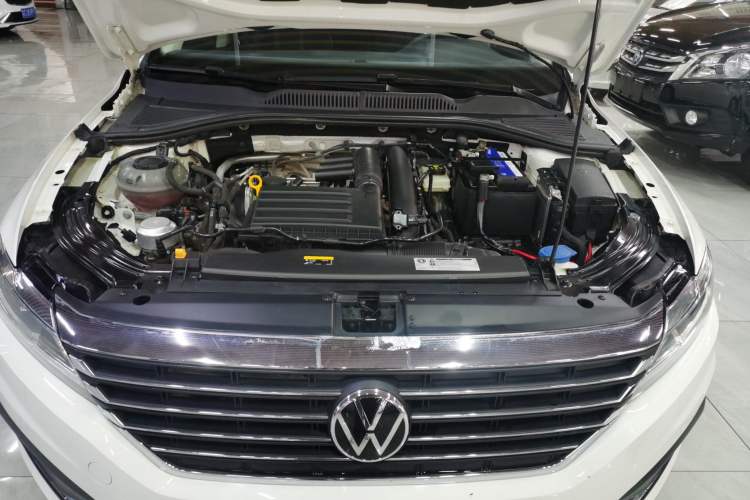 Used Volkswagen Lavida 2019 280TSI DSG Comfort Edition China VI standard Engine Bay