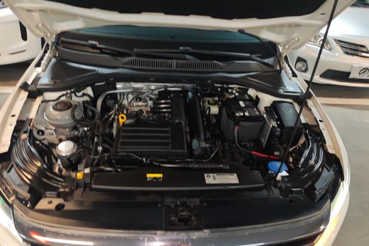 Used Volkswagen Lavida 2019 280TSI DSG Comfort Edition China VI standard Engine Bay