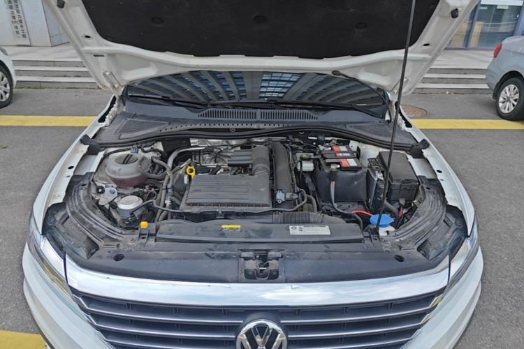 Used Volkswagen Lavida 2019 280TSI DSG Comfort Edition China VI standard Engine Bay
