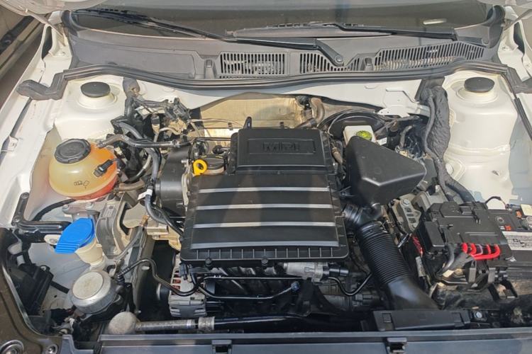 Used Volkswagen Lavida 2019 Lavida Start 1.5L Automatic Trendy Version China VI Standard Engine Bay