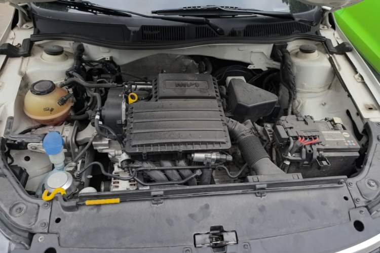 Used Volkswagen Lavida 2019 Lavida Start 1.5L Automatic Trendy Version China VI Standard Engine Bay