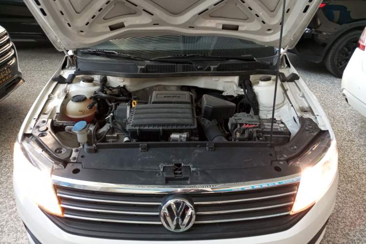 Used Volkswagen Lavida 2019 Lavida Start 1.5L Automatic Trendy Version China VI Standard Engine Bay