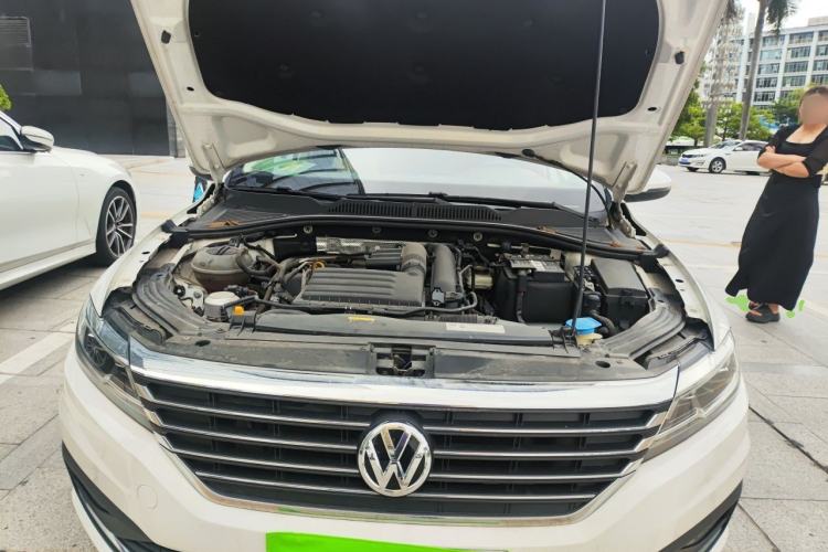 Used Volkswagen Lavida 2019 280TSI DSG Comfort Edition China VI standard Engine Bay