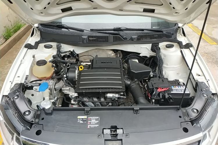Used Volkswagen Lavida 2019 Lavida Start 1.5L Automatic Trendy Version China VI Standard Engine Bay