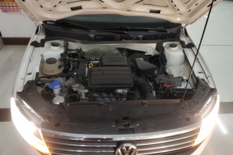 Used Volkswagen Lavida 2019 Lavida Start 1.5L Automatic Trendy Version China VI Standard Engine Bay